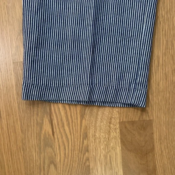 Alfred Dunner Petite Women’s Navy White Striped Straight Leg Pants Bottoms - Picture 7 of 8